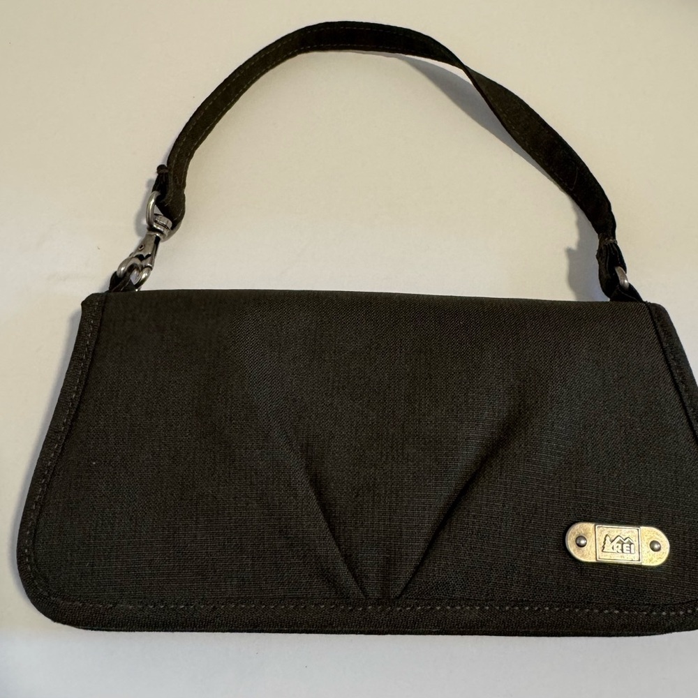 REI Dark Grey Belltown Wristlet Wallet